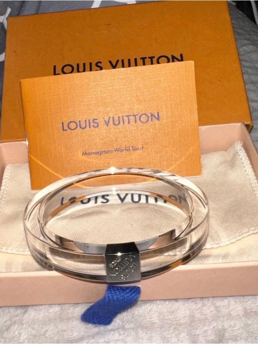 Mint 💯% Authentic Louis Vuitton Night Clubber-